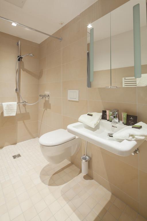 Gda Hotel Am Schlosspark Bad Homburg vor der Höhe Szoba fotó