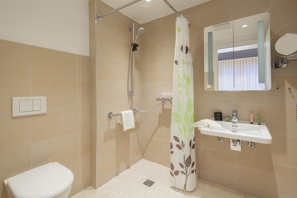 Gda Hotel Am Schlosspark Bad Homburg vor der Höhe Szoba fotó