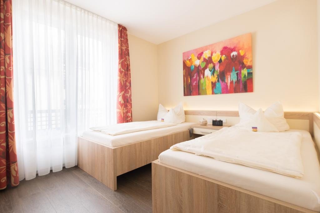Gda Hotel Am Schlosspark Bad Homburg vor der Höhe Kültér fotó